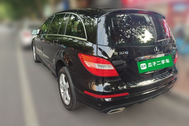 Used Mercedes-Benz R-Class 2014 R 320 4MATIC Luxury Model Rear Left 45 Deg