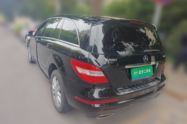 Used Mercedes-Benz R-Class 2014 R 400 4MATIC Luxury Model Rear Left 45 Deg