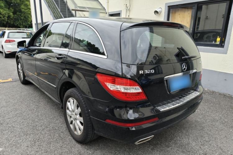 Used Mercedes-Benz R-Class 2014 R 320 4MATIC Business Model Rear Left 45 Deg