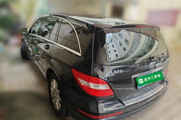 Used Mercedes-Benz R-Class 2014 R 320 4MATIC Business Model Rear Left 45 Deg