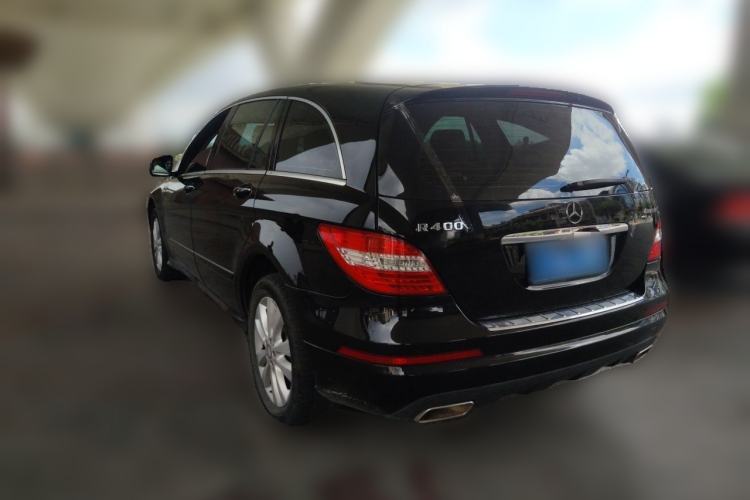 Used Mercedes-Benz R-Class 2014 R 400 4MATIC Luxury Model Rear Left 45 Deg