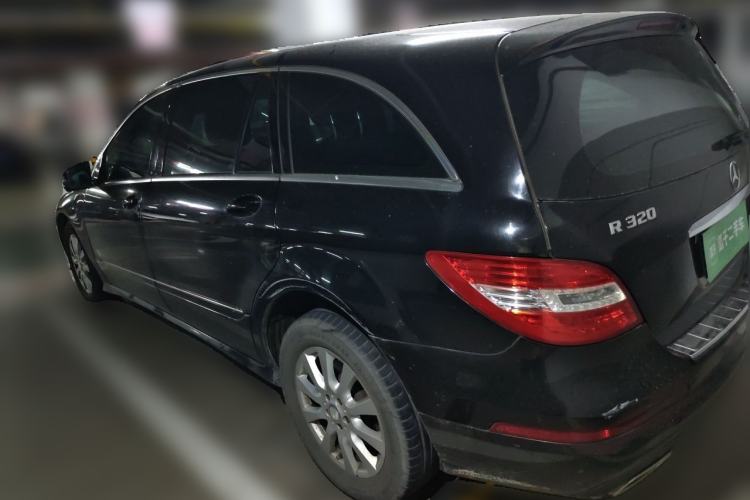 Used Mercedes-Benz R-Class 2014 R 320 4MATIC Business Model Rear Left 45 Deg