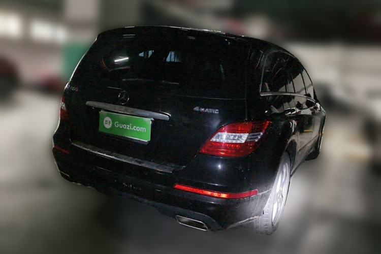 Used Mercedes-Benz R-Class 2014 R 400 4MATIC Business Model Rear Right 45 Deg