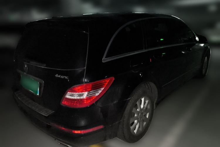 Used Mercedes-Benz R-Class 2014 R 320 4MATIC Business Model Rear Right 45 Deg