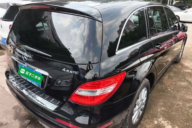 Used Mercedes-Benz R-Class 2014 R 320 4MATIC Business Model Rear Right 45 Deg