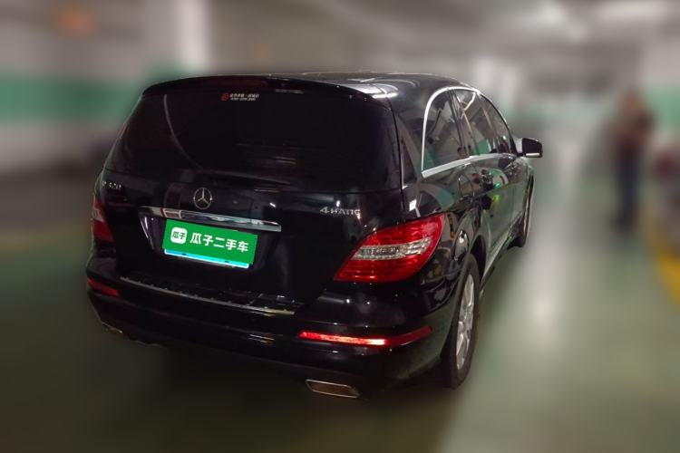 Used Mercedes-Benz R-Class 2014 R 320 4MATIC Business Model Rear Right 45 Deg