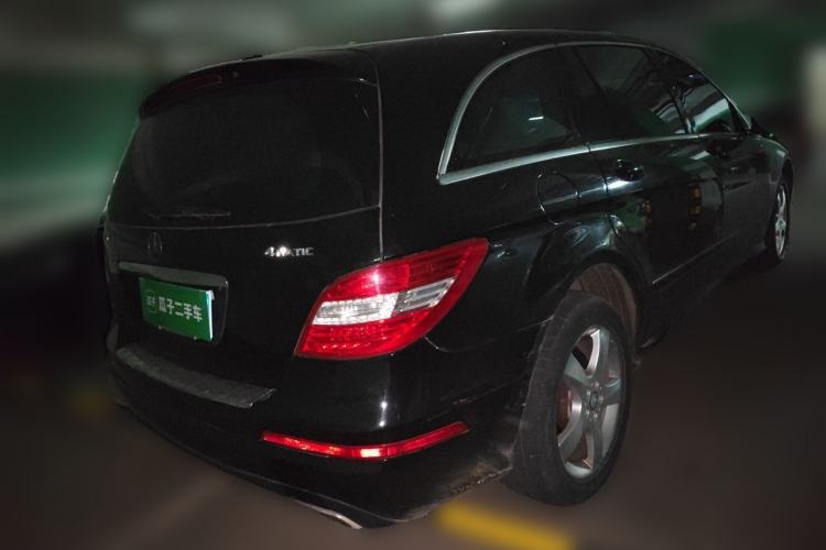 Used Mercedes-Benz R-Class 2014 R 400 4MATIC Business Model Rear Right 45 Deg