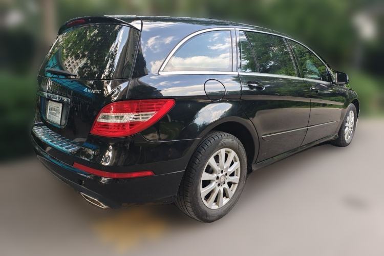 Used Mercedes-Benz R-Class 2014 R 320 4MATIC Business Model Rear Right 45 Deg