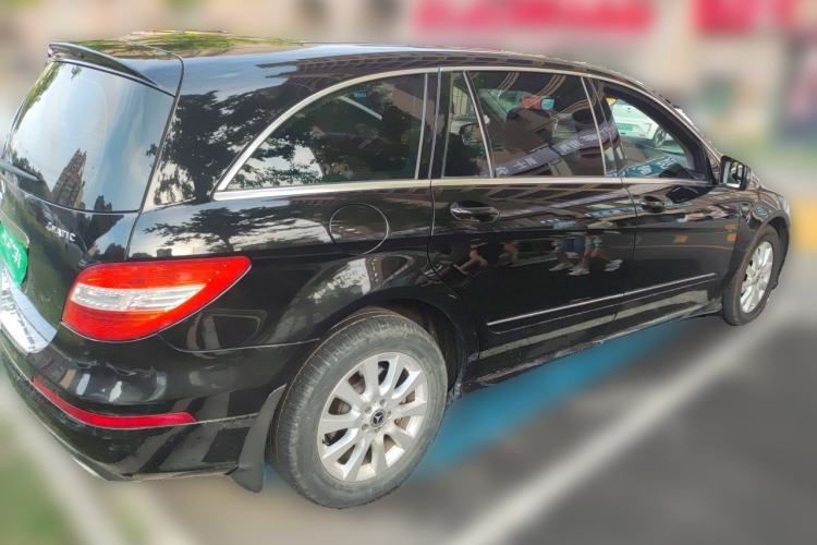 Used Mercedes-Benz R-Class 2014 R 320 4MATIC Business Model Rear Right 45 Deg