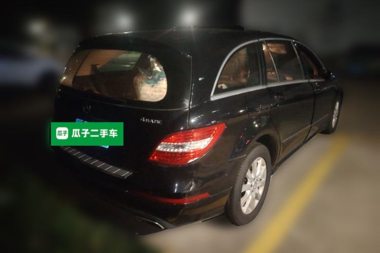 Used Mercedes-Benz R-Class 2014 R 320 4MATIC Business Model Rear Right 45 Deg