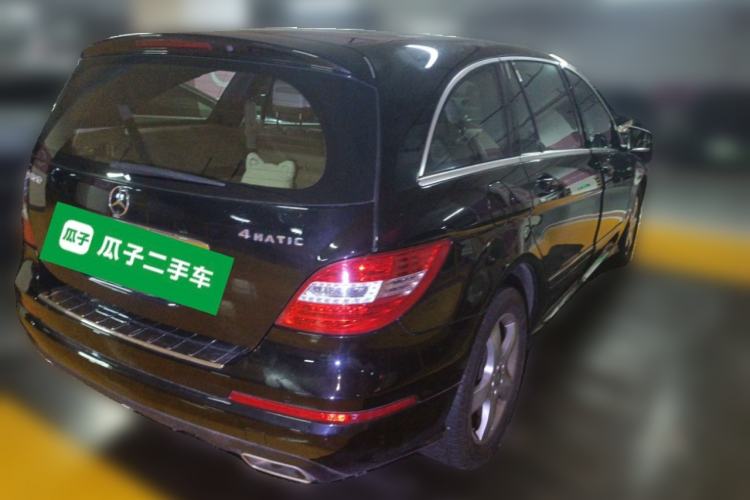 Used Mercedes-Benz R-Class 2014 R 400 4MATIC Business Model Rear Right 45 Deg