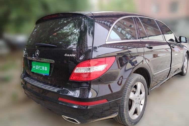 Used Mercedes-Benz R-Class 2014 R 400 4MATIC Business Model Rear Right 45 Deg