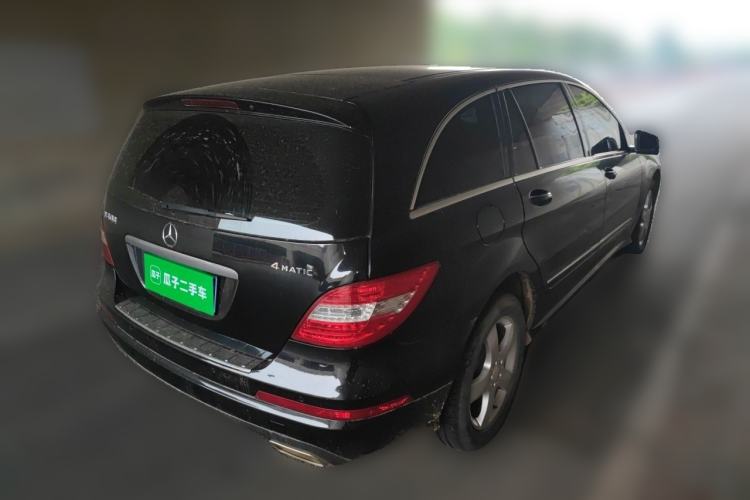 Used Mercedes-Benz R-Class 2014 R 400 4MATIC Business Model Rear Right 45 Deg