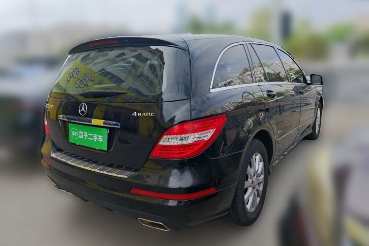 Used Mercedes-Benz R-Class 2014 R 320 4MATIC Business Model Rear Right 45 Deg