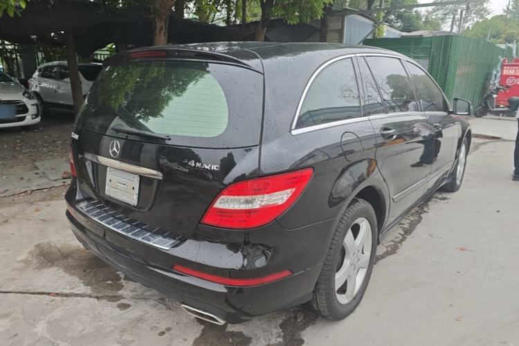 Used Mercedes-Benz R-Class 2014 R 400 4MATIC Business Model Rear Right 45 Deg