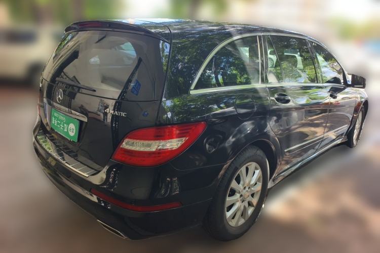 Used Mercedes-Benz R-Class 2014 R 320 4MATIC Business Model Rear Right 45 Deg