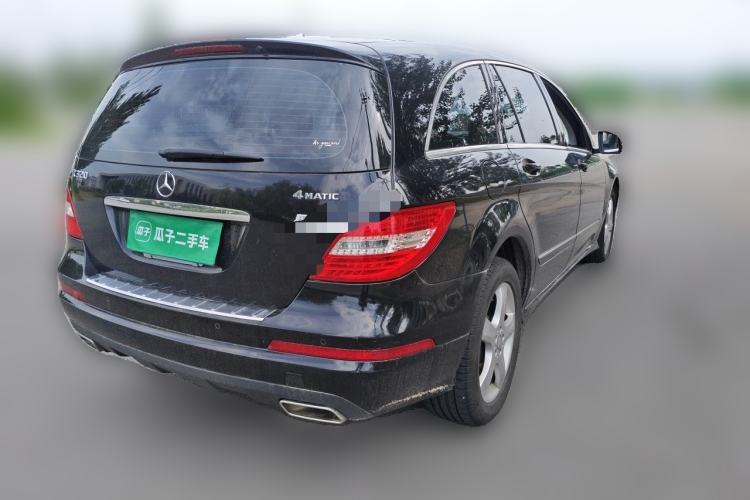 Used Mercedes-Benz R-Class 2014 R 320 4MATIC Luxury Model Rear Right 45 Deg