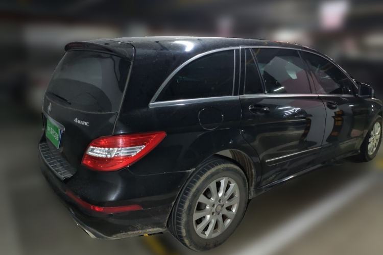 Used Mercedes-Benz R-Class 2014 R 320 4MATIC Business Model Rear Right 45 Deg