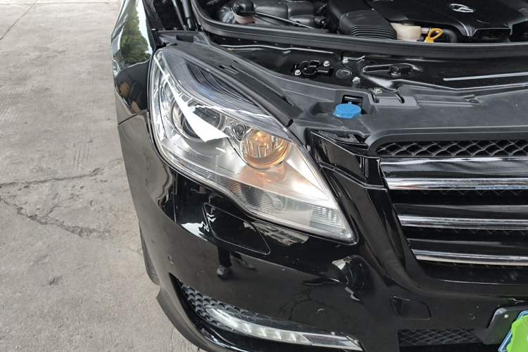 Used Mercedes-Benz R-Class 2014 R 320 4MATIC Business Model Right Front Headlight
