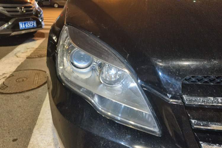 Used Mercedes-Benz R-Class 2014 R 320 4MATIC Business Model Right Front Headlight