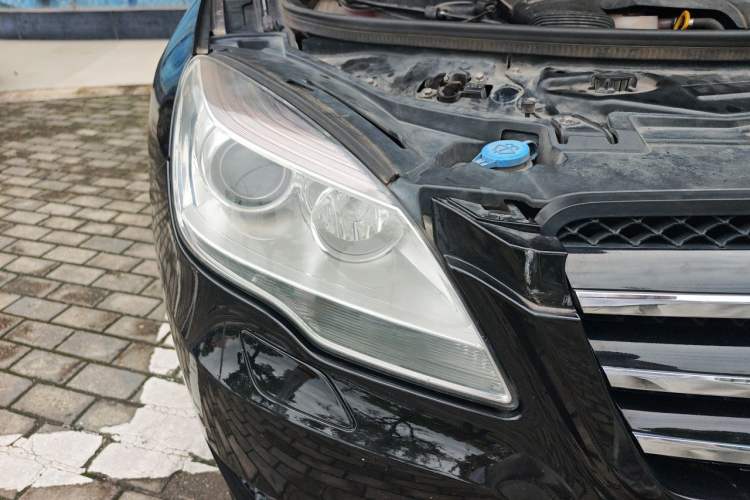 Used Mercedes-Benz R-Class 2014 R 320 4MATIC Business Model Right Front Headlight