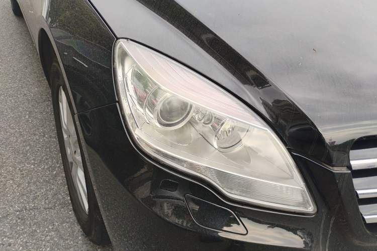 Used Mercedes-Benz R-Class 2014 R 320 4MATIC Business Model Right Front Headlight
