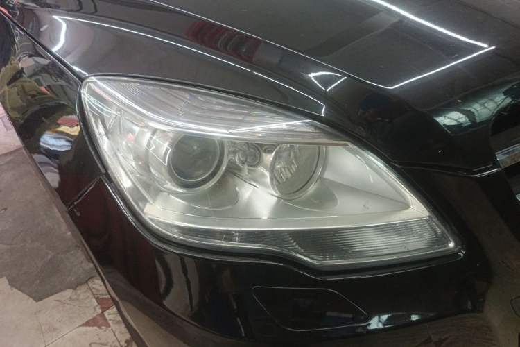 Used Mercedes-Benz R-Class 2014 R 320 4MATIC Luxury Model Right Front Headlight