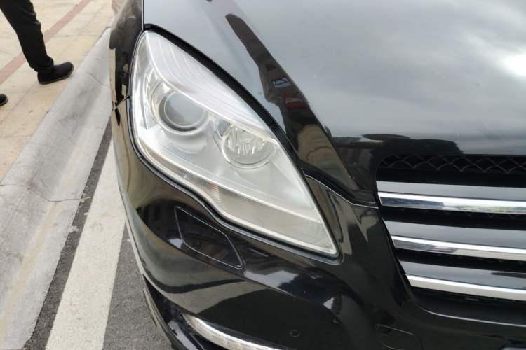 Used Mercedes-Benz R-Class 2014 R 320 4MATIC Business Model Right Front Headlight