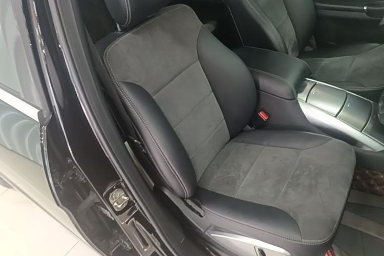 Used Mercedes-Benz R-Class 2014 R 320 4MATIC Business Model Right Front Seat