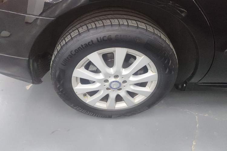Used Mercedes-Benz R-Class 2014 R 320 4MATIC Business Model Right Rear Wheel Hub