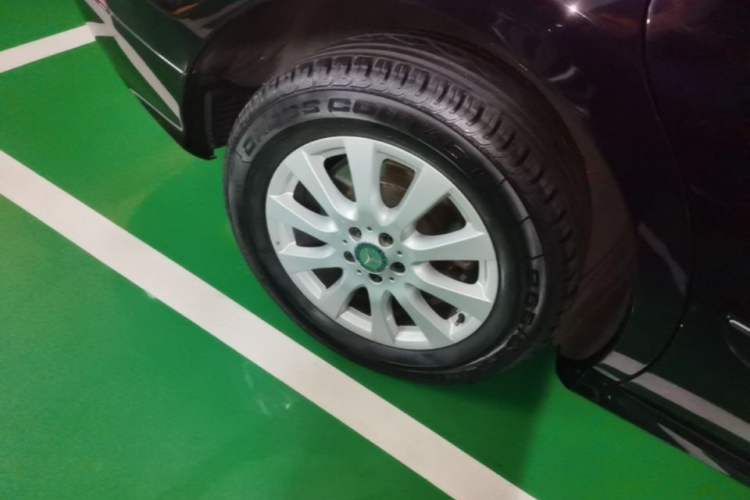 Used Mercedes-Benz R-Class 2014 R 320 4MATIC Business Model Right Rear Wheel Hub