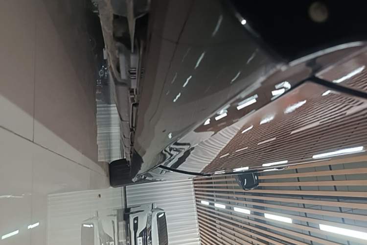 Used Mercedes-Benz R-Class 2014 R 320 4MATIC Business Model Right Side Sill