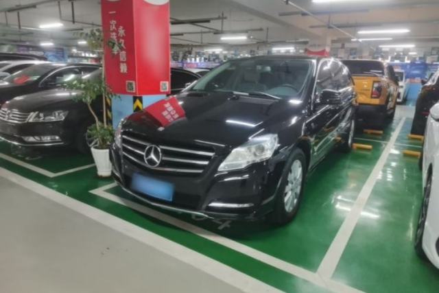 Used Mercedes-Benz R-Class 2014 R 320 4MATIC Business Model