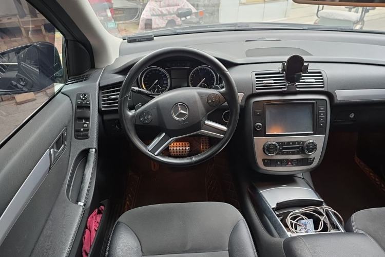 Used Mercedes-Benz R-Class 2014 R 320 4MATIC Business Model Steering Wheel