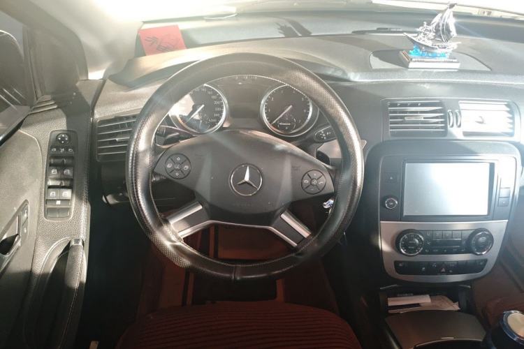 Used Mercedes-Benz R-Class 2014 R 320 4MATIC Business Model Steering Wheel