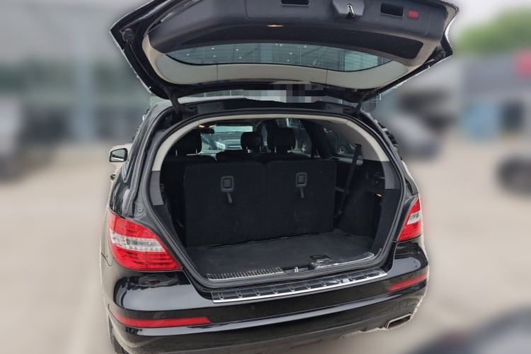Used Mercedes-Benz R-Class 2014 R 320 4MATIC Business Model Trunk