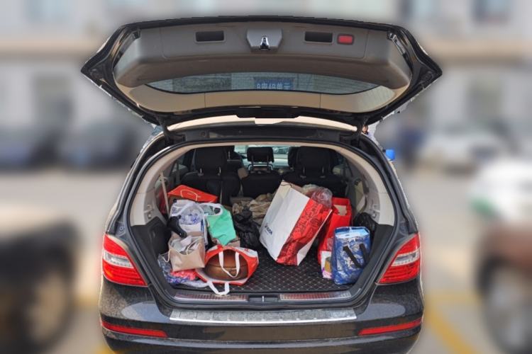 Used Mercedes-Benz R-Class 2014 R 320 4MATIC Business Model Trunk