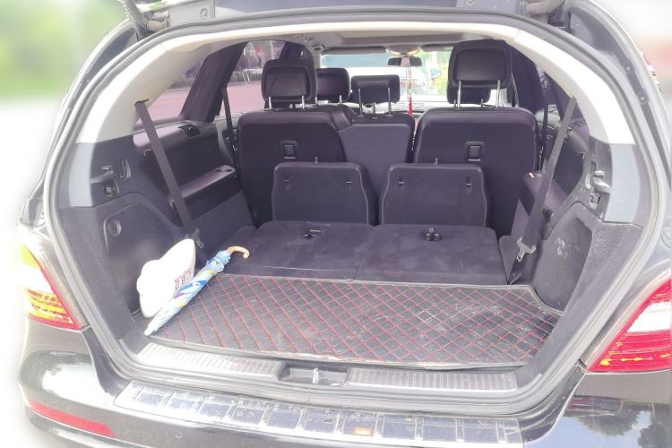 Used Mercedes-Benz R-Class 2014 R 320 4MATIC Business Model Trunk