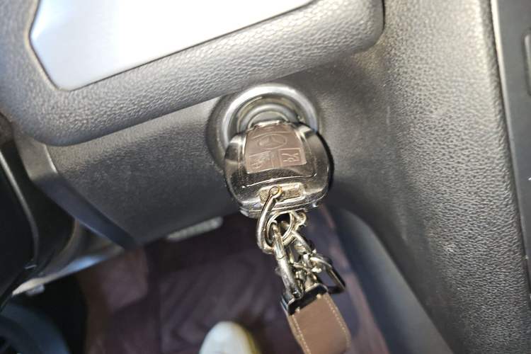 Used Mercedes-Benz R-Class 2014 R 320 4MATIC Business Model Vehicle Key