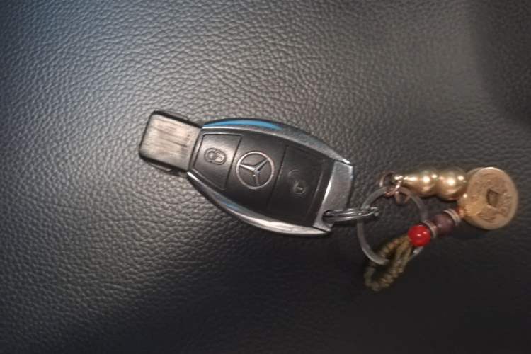 Used Mercedes-Benz R-Class 2014 R 320 4MATIC Luxury Model Vehicle Key