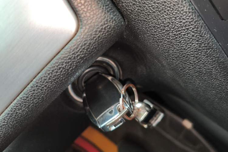 Used Mercedes-Benz R-Class 2014 R 320 4MATIC Business Model Vehicle Key