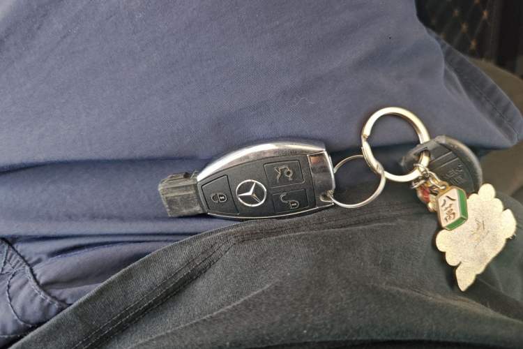 Used Mercedes-Benz R-Class 2014 R 320 4MATIC Business Model Vehicle Key