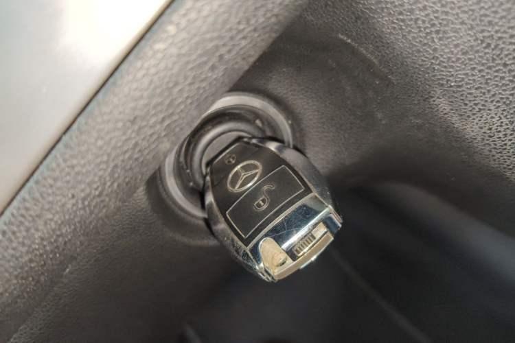 Used Mercedes-Benz R-Class 2014 R 320 4MATIC Business Model Vehicle Key