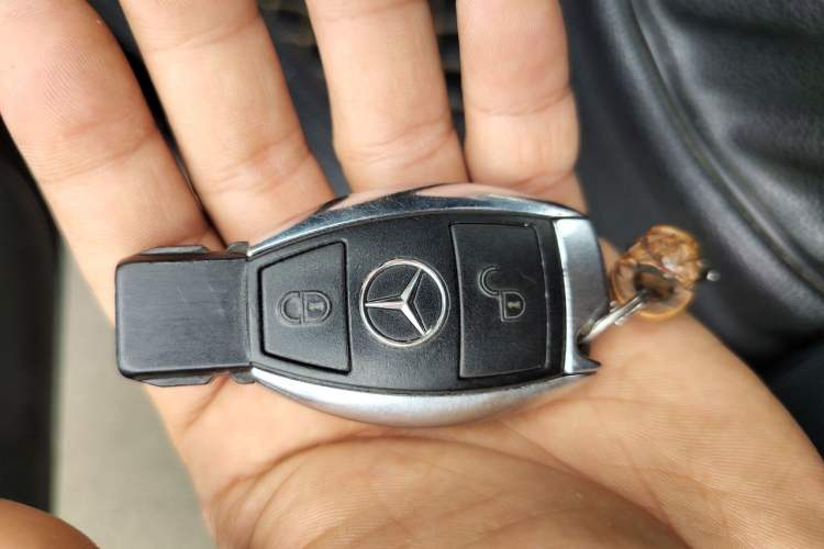 Used Mercedes-Benz R-Class 2014 R 320 4MATIC Business Model Vehicle Key