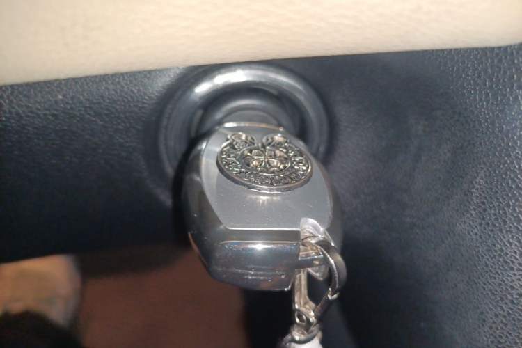 Used Mercedes-Benz R-Class 2014 R 400 4MATIC Business Model Vehicle Key