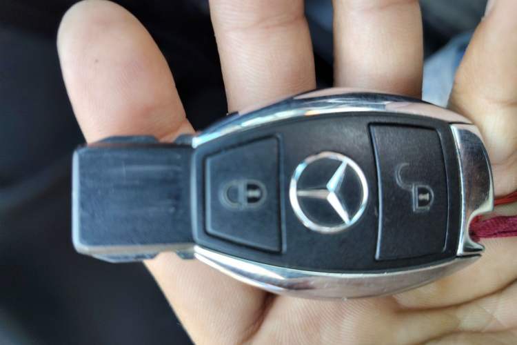 Used Mercedes-Benz R-Class 2014 R 320 4MATIC Business Model Vehicle Key