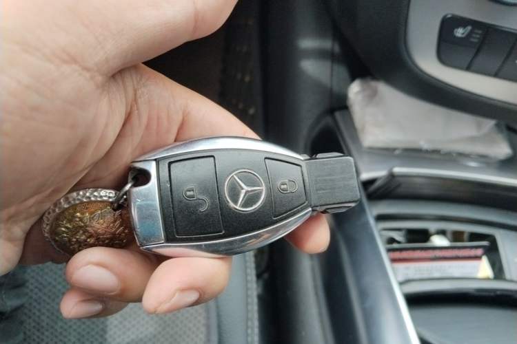 Used Mercedes-Benz R-Class 2014 R 320 4MATIC Business Model Vehicle Key