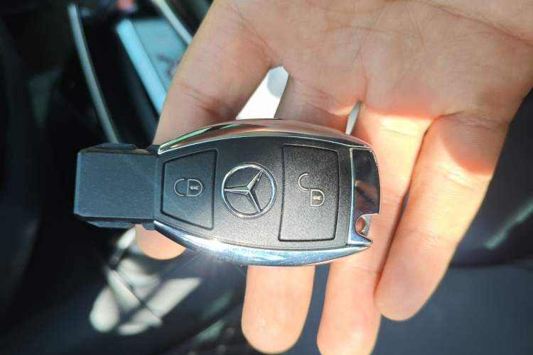 Used Mercedes-Benz R-Class 2014 R 320 4MATIC Business Model Vehicle Key