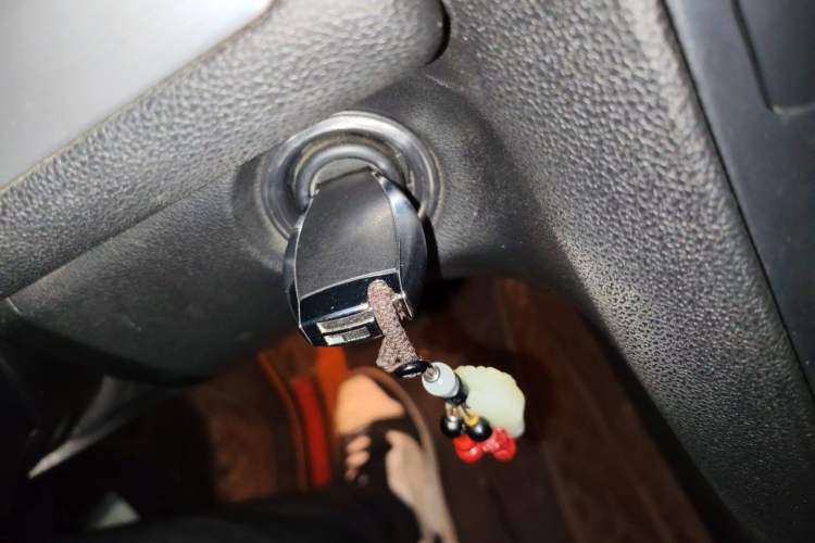 Used Mercedes-Benz R-Class 2014 R 320 4MATIC Business Model Vehicle Key