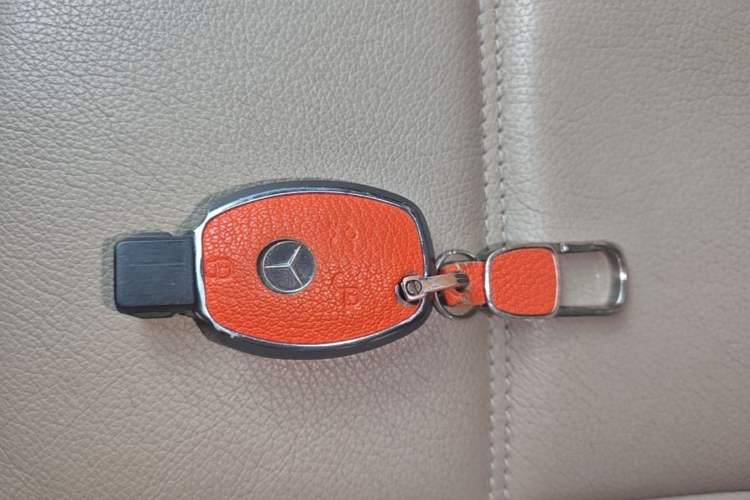 Used Mercedes-Benz R-Class 2014 R 400 4MATIC Business Model Vehicle Key